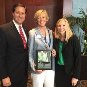 The NCHF Awards Rosemary Harrington with a Friend of Heroes Award to thank her for her years of service as Chair of the Awards Committee.